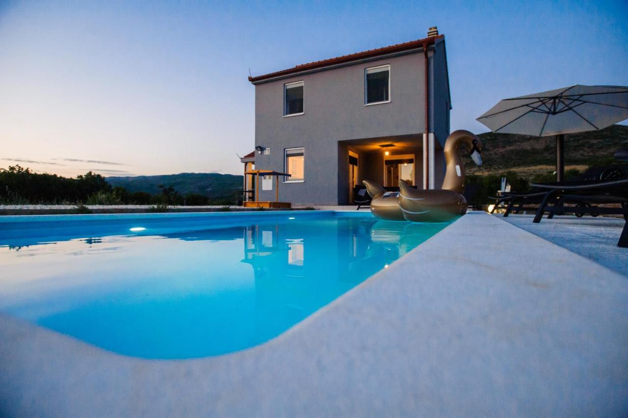 Family Dream House Villa Ruzic Eksteriør bilde